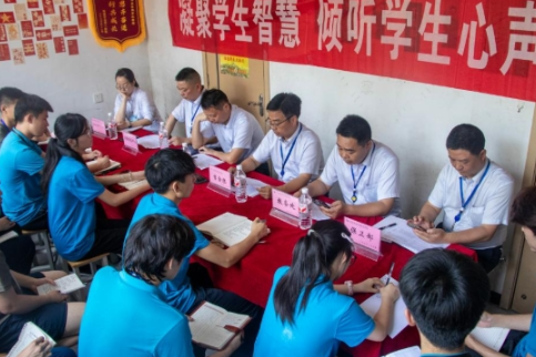 倾听学生心声，回应成长诉求——长沙航院举行五月“院领导倾听日”活动