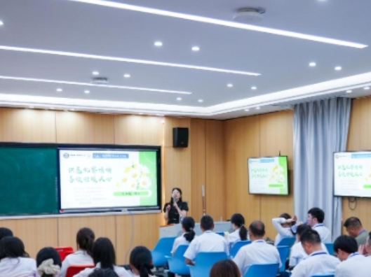 提升学工“心”能力，长沙航院举办心理健康教育专题讲座