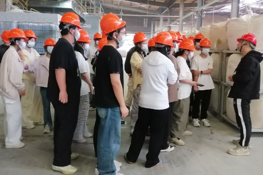 湖南化工职院“新型陶瓷生产技术”课程工学一体化实践教学圆满完成