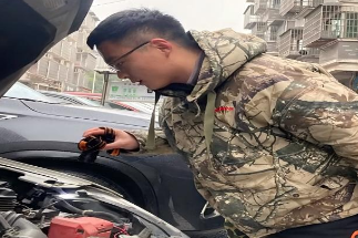 从职校生到创业者： 长沙“车痴”小伙，带60人团队卖二手车