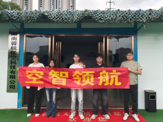 深夜实训室的灯光，照亮通往国奖之路——记湖南汽车工程职业大学“金牌教练”郭俊
