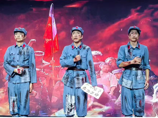 七十五载弦歌不辍 湖铁学子诵读经典篇章