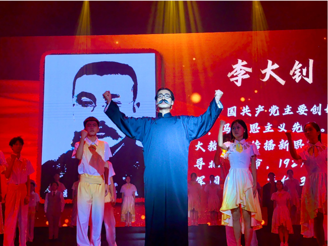 （舞台剧《百年风华》） (2).png
