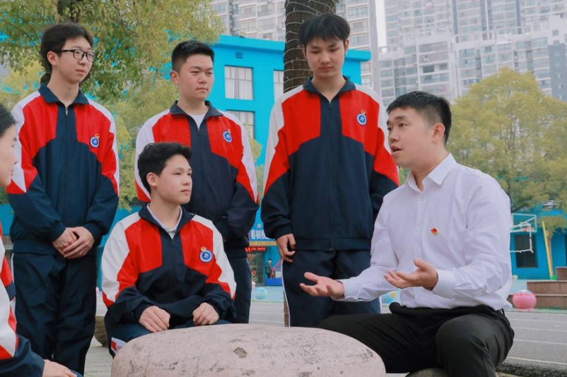 跳出偏见见天地：我的职教认知重塑与教育新悟