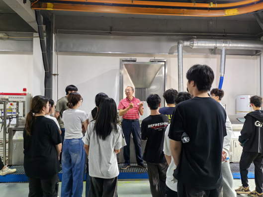 车间变课堂，工匠当导师 ——湖南汽车工程职业大学航空工程学院以实景实训赋能航空人才培养