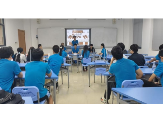 法治微光，照亮青春——长沙航院机制学院开展“法治护校园”微型法庭实践主题教育活动