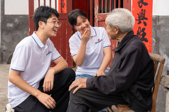 从叶家祠到“村晚”舞台，湖铁学子上好“行走的思政课”