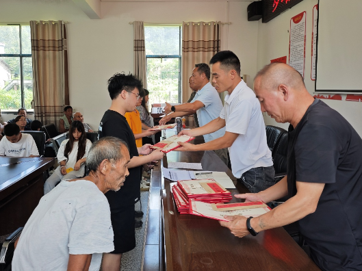 奖优助学润桑梓 扶智赋能促振兴 ——桑植罗峪村48名学子获表彰奖励