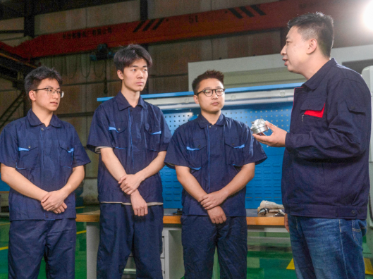 湖南职校青年创业样本④丨以“青春匠心”砺就“大国之刃”