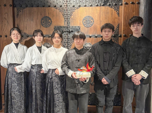 湖南职校青年创业样本②丨让千年绒花青春“盛放”