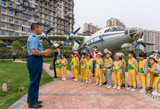 2023年湖南职教周| 张家界航空职院：“沉浸式”航空科普点燃新生代强国梦