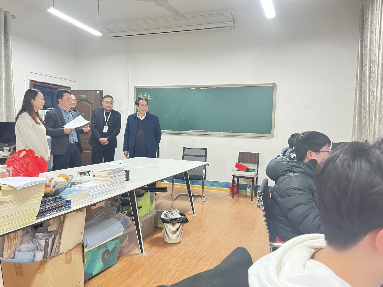 图片4.png 图片4.png