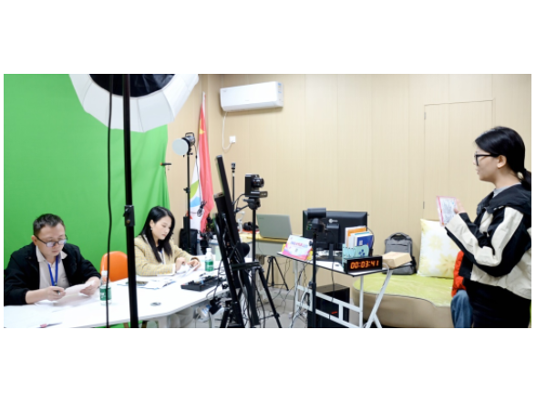 聚焦“三农” 湘北女校开展电商直播考核