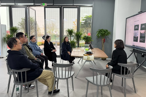 AI赋能职教新生态——湖南工程职院工程设计学院赴湖南遥知信息技术有限公司调研