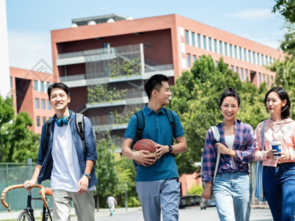 让青年学子“有话好好说”——湖南汽车工程职业大学车辆运用学院成功举办网络热梗还原大赛