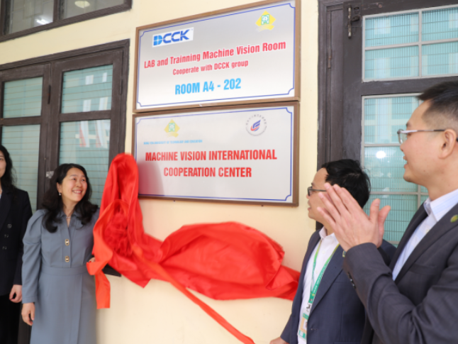 职教出海新里程  中越携手育英才——湖南化工职业技术学院机器视觉国际合作中心落地越南