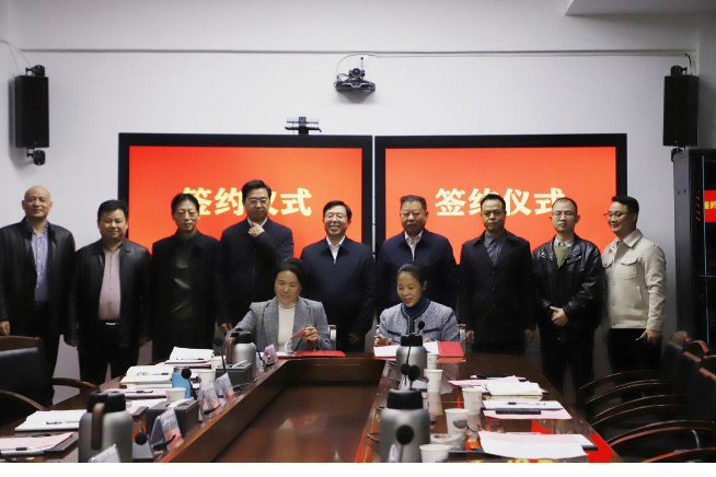 政企校三方聚力，“湘菜出海”迈出关键一步：长沙商贸旅游职院共建湘菜产业学院（新加坡）分院