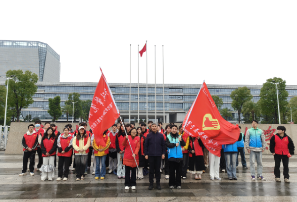 以“双擎”驱动开展实践育人——湖南汽车工程职业大学探索新时代职业教育育人模式新路径