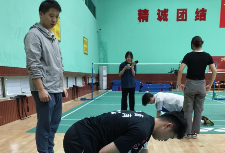 湖南体育职院教师团队全力保障省羽毛球队、花游队全运会体能备战