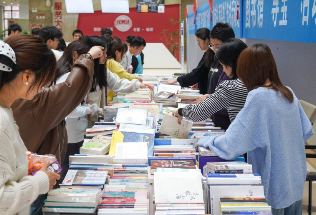 长沙职业技术学院开展图书馆2025世界读书日系列活动