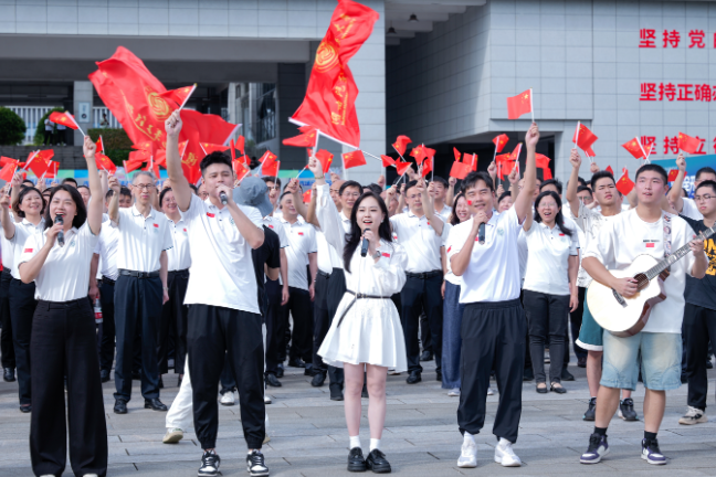 “汽”场全开！来这所湖南高职院校玩转“校园开放日”