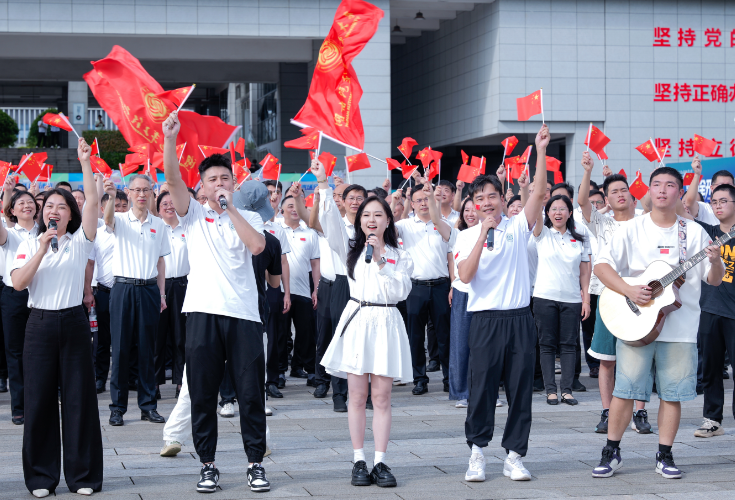 “汽”场全开！来这所湖南高职院校玩转“校园开放日”