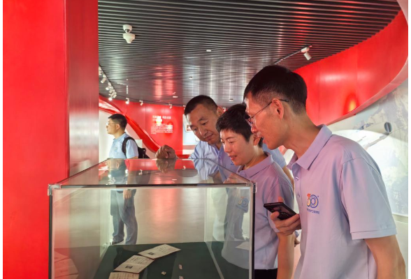 四年同窗，三十载守望，一生情谊——长沙航院91601班校友返校开展毕业30周年聚会活动