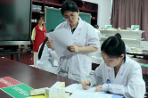 匠心炼中药技艺，妙手传千年文化——湖南化工职业技术学院制药与生物工程学院举办中医药主题技能竞赛
