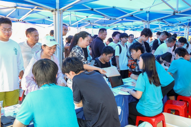 逐梦新程，筑梦长航！长沙航院3500名新生报到
