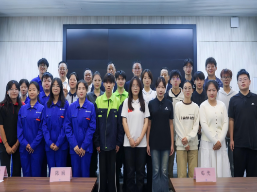 湖南机电职院举行首届创业菁英班开班仪式