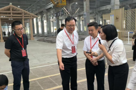 湖南化工职业技术学院党委书记陈超应邀出席第十二届职业教育与城市发展高层对话会