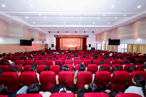 讲好就业创业故事 传递青春榜样力量 ——湖南省2025-2026年第5场“企业家进校园讲好就业创业故事”活动在湖南工程职业技术学院举办