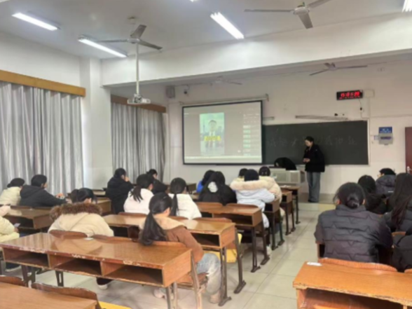 长沙航院管理学院开展“诚信考试，从我做起”主题活动