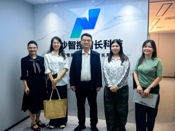 岗位实习“考”出教改新题——湖南工程职院赴企业开展岗位实习检查工作并对接 用人需求