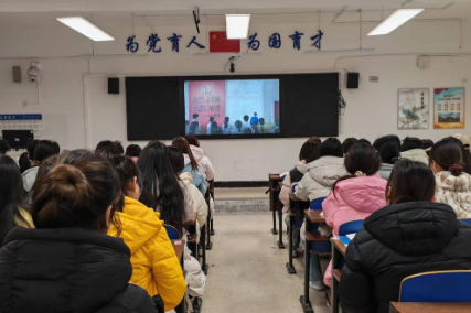 让思政课“活”起来，长沙商贸旅游职院开启“学雷锋”第一课