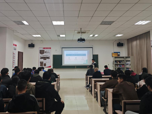 长沙航院机电学院举办2026年“挑战杯”大学生创业计划竞赛项目交流会