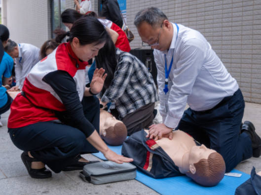 长沙航院举办“提升应急处置水平 共建平安和谐校园”突发事件应急处置培训