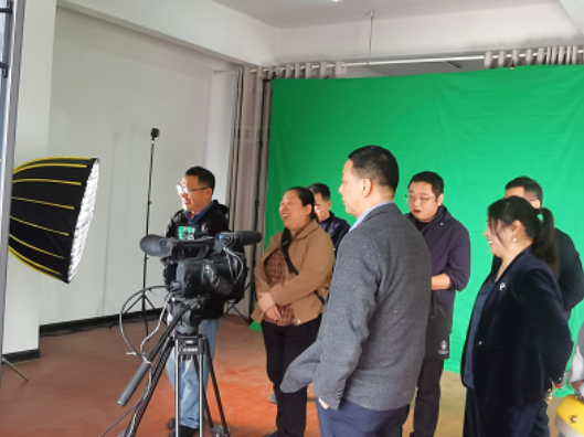 一场跨越深山的“双向奔赴”：湖南工程职院“访企拓岗”赋能龙山特色产业