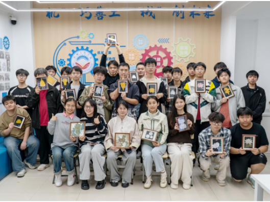 湖南化工职院开展非遗錾刻与清廉思政融合活动