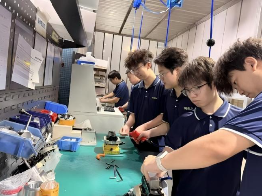 湖南机电职院沃德机制现场工程师订单班学生赴企开展岗位实践