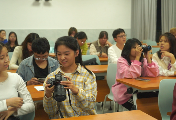 益阳医学高等专科学校开设“夜校”课程——白天上课，晚上学“艺”