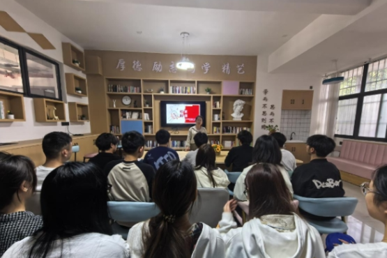 湖南化工职业技术学院：全面提升文明素养 构筑无烟育人新生态