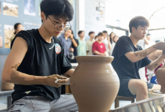 以职普双向融通构建人才培养“立交桥”
