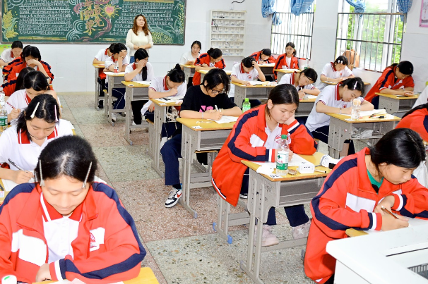 湘北女校：多措并举严把质量关 全面检验教学成效