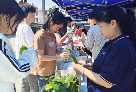 “粽情端午·巧手传香”：湖南信息职院“粽”头戏来啦！