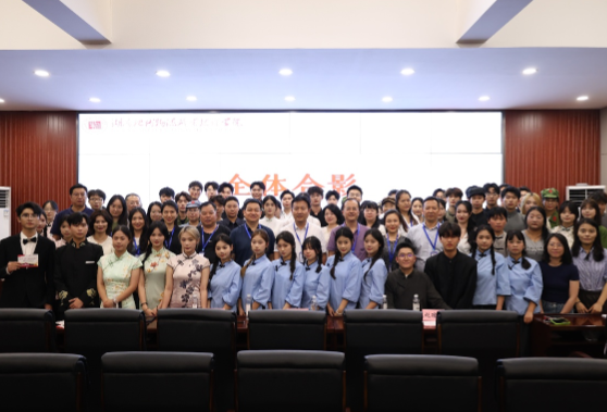 湖南现代物流职业技术学院：沉浸式演绎毛泽东诗词，让“红色思政”成为“顶流”