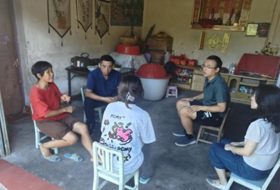 湖南工程职院工程设计学院：暑期走访心系学子情暖万家