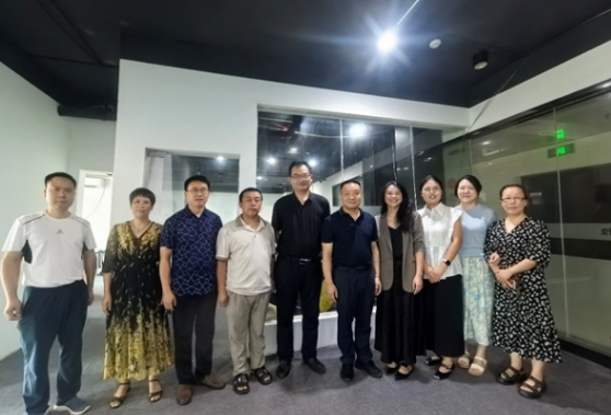 校领导暖心走访企业一线 教师暑期实践淬炼育人匠心 ——湖南工程职院深化产教融合推动“双师型”教师队伍建设