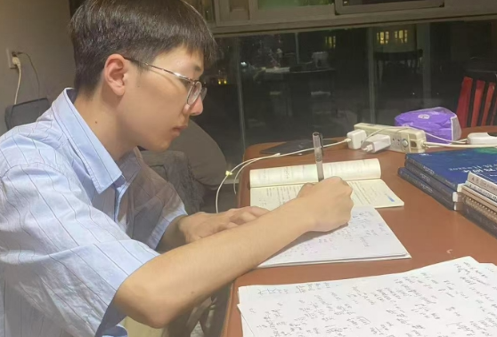 从游戏少年到中科大学子：物流职院苏子安的逆袭蝶变