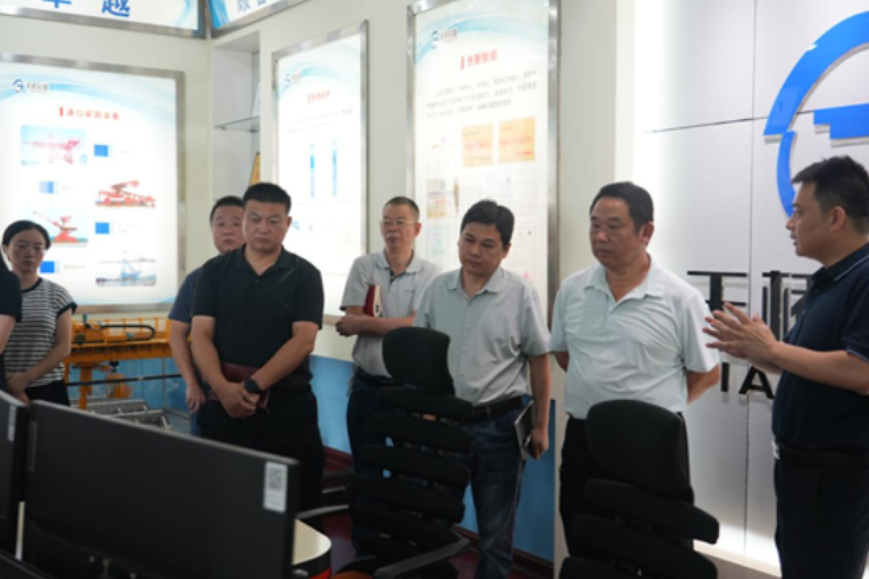 访企拓岗促就业，互利共赢谋发展——湖南铁道职院赴株洲天桥起重公司走访调研